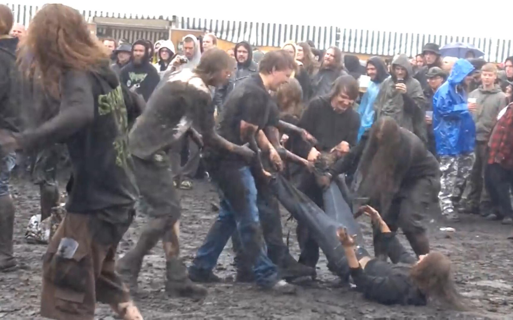 荷兰血碾现场 人性末日 Last Days Of Humanity - Live at Deathfeast open air 2011