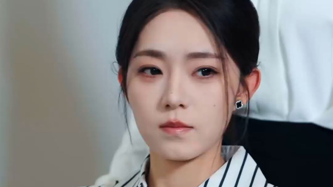 #老婆别哭，我真不想和你离婚啊！- 面对离婚协议书，林星野撕碎它：老婆我只爱你！评论区置顶链接全集免费看