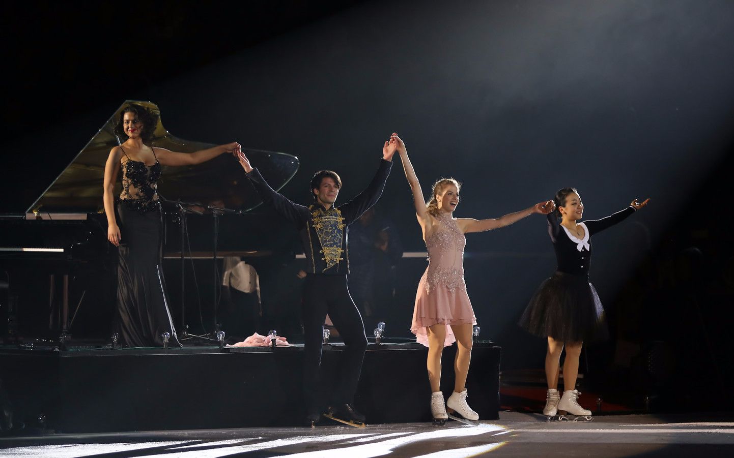 Stephane Lambiel 兰比尔 - Ice Legends 2016 - Le Poeme - With Carolina and Mao
