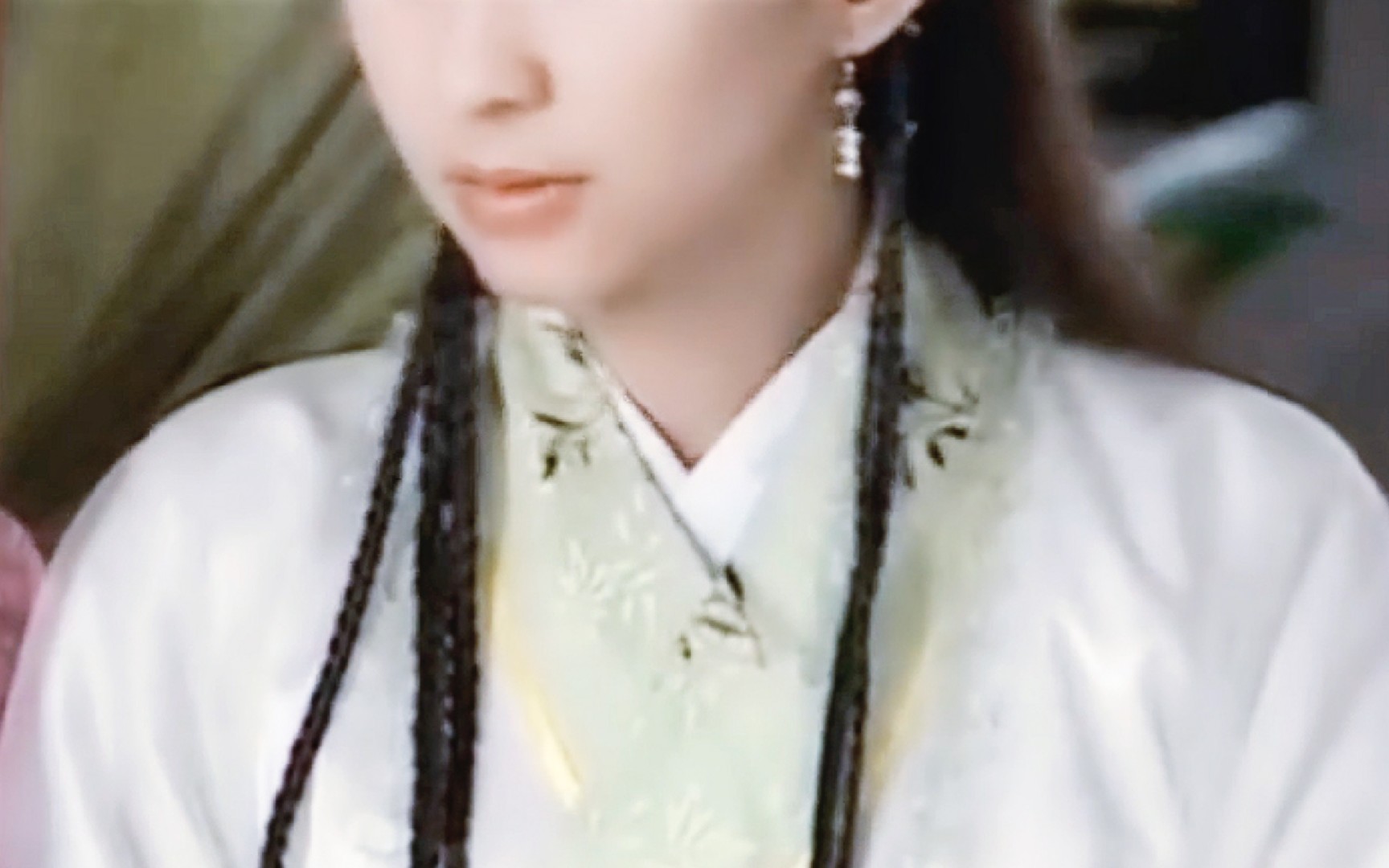 她从小被家暴，母亲不认她，却在出道第4年就当上视后！