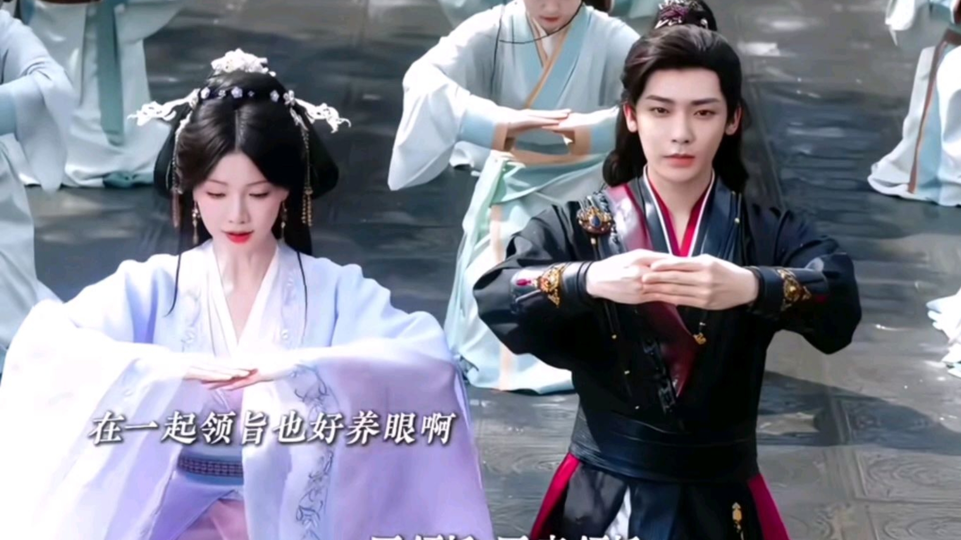 原来世子有世子妃啊？看着好美好养眼好配！可惜不是女主