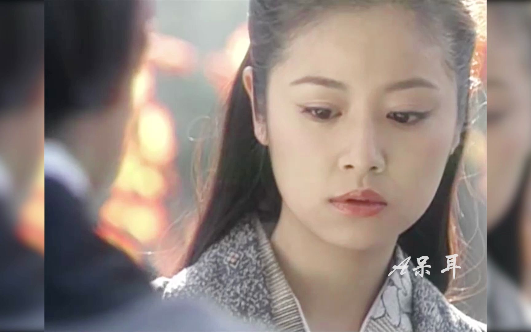这才是教科书式的甜酷古偶女主，这不比傻白甜带感。
