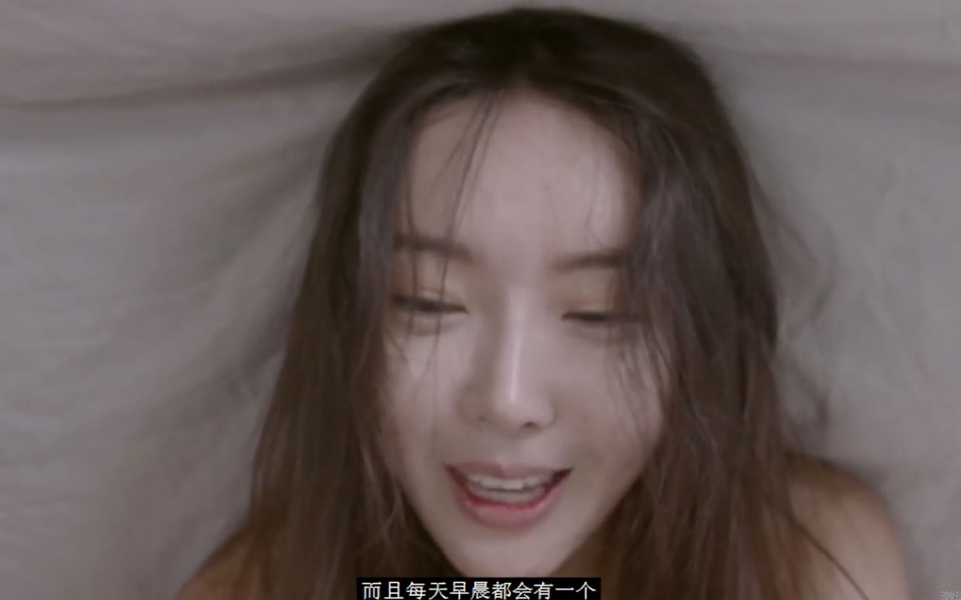 大叔哄骗女孩玩游戏，却干了坏事，上瘾后天天来女孩家