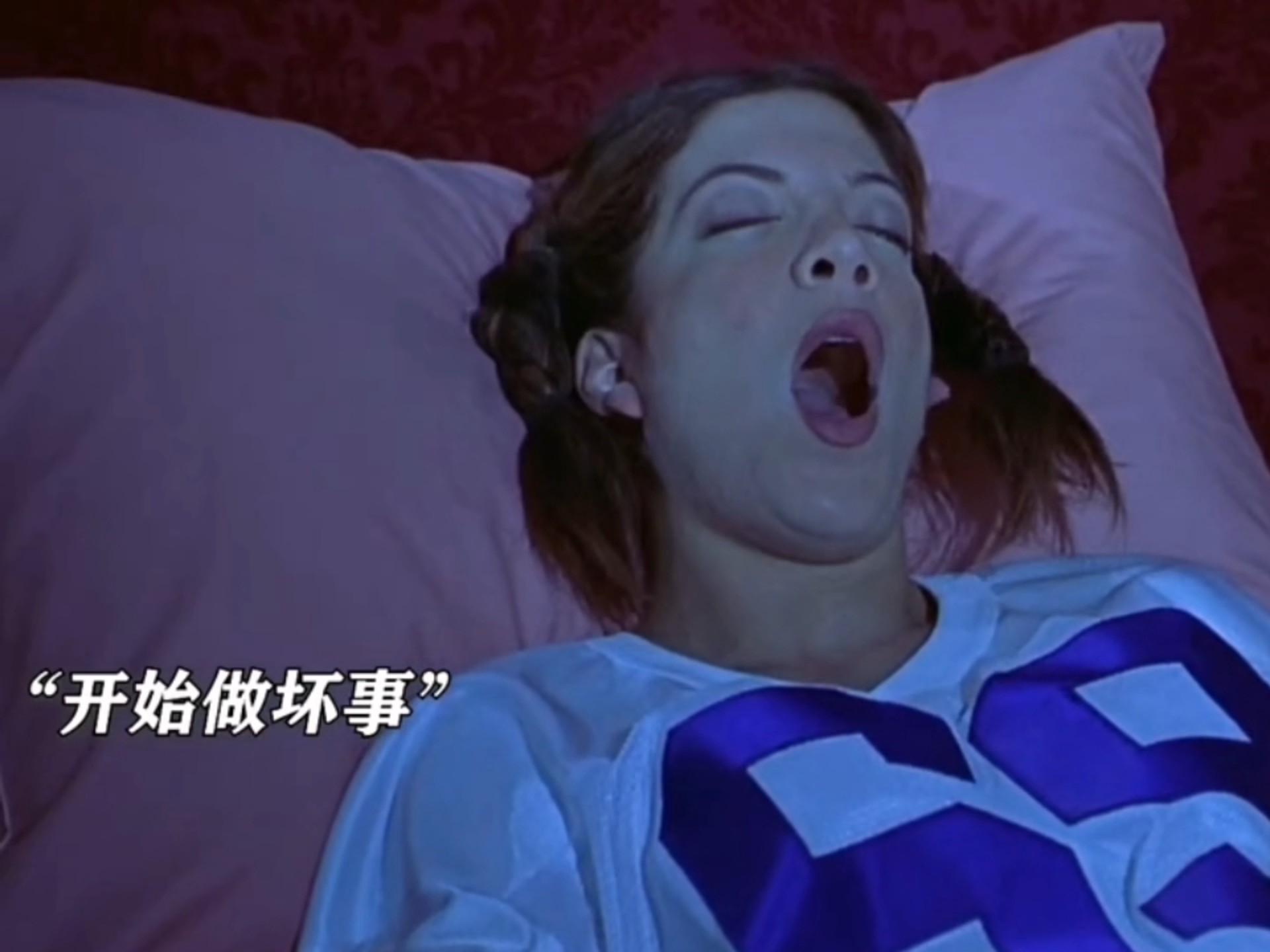 这剧情放到现在也是相当的炸裂 #神仙剪刀手
