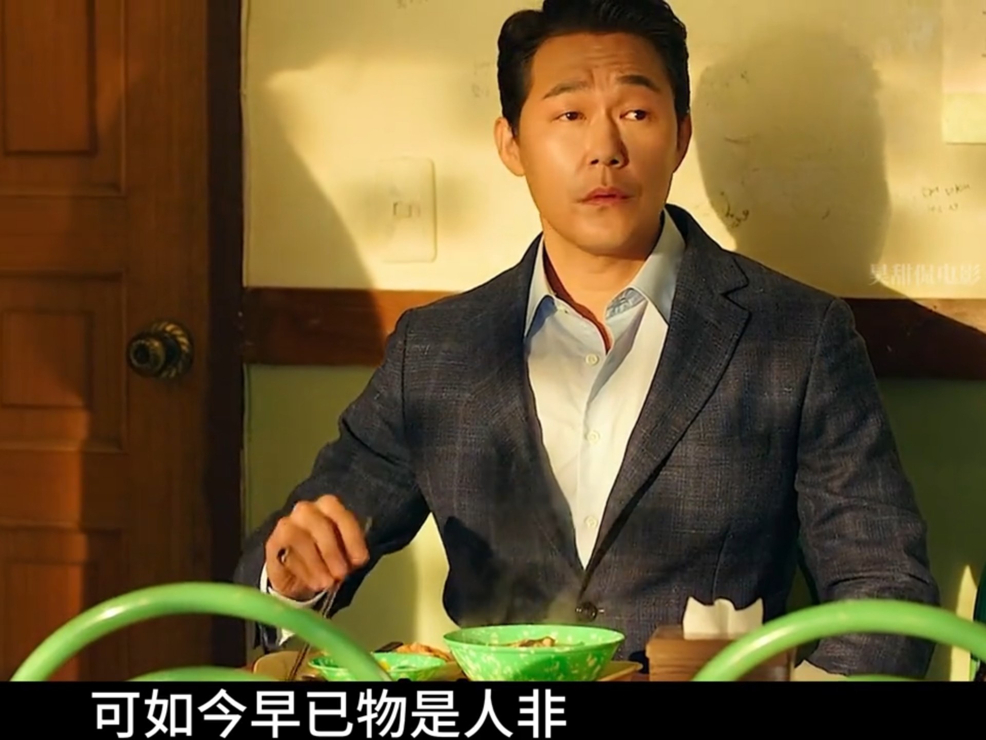 黑帮大佬意外和废柴高中生互换了灵魂，专治霸凌和各种不服！一口气看完高分韩剧《住在我身体那个家伙》