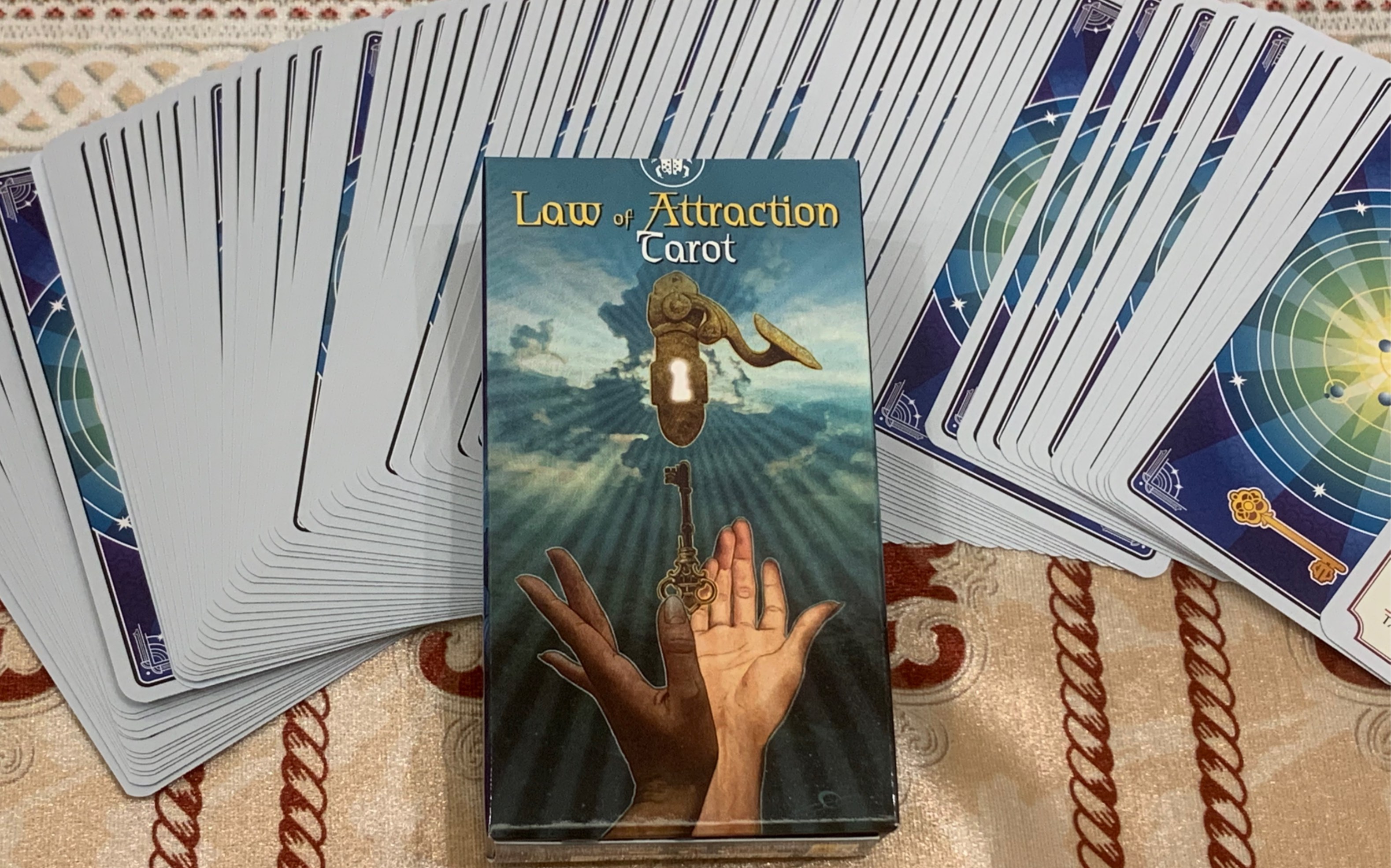 【Law of Attraction Tarot 】吸引力法则塔罗牌开箱