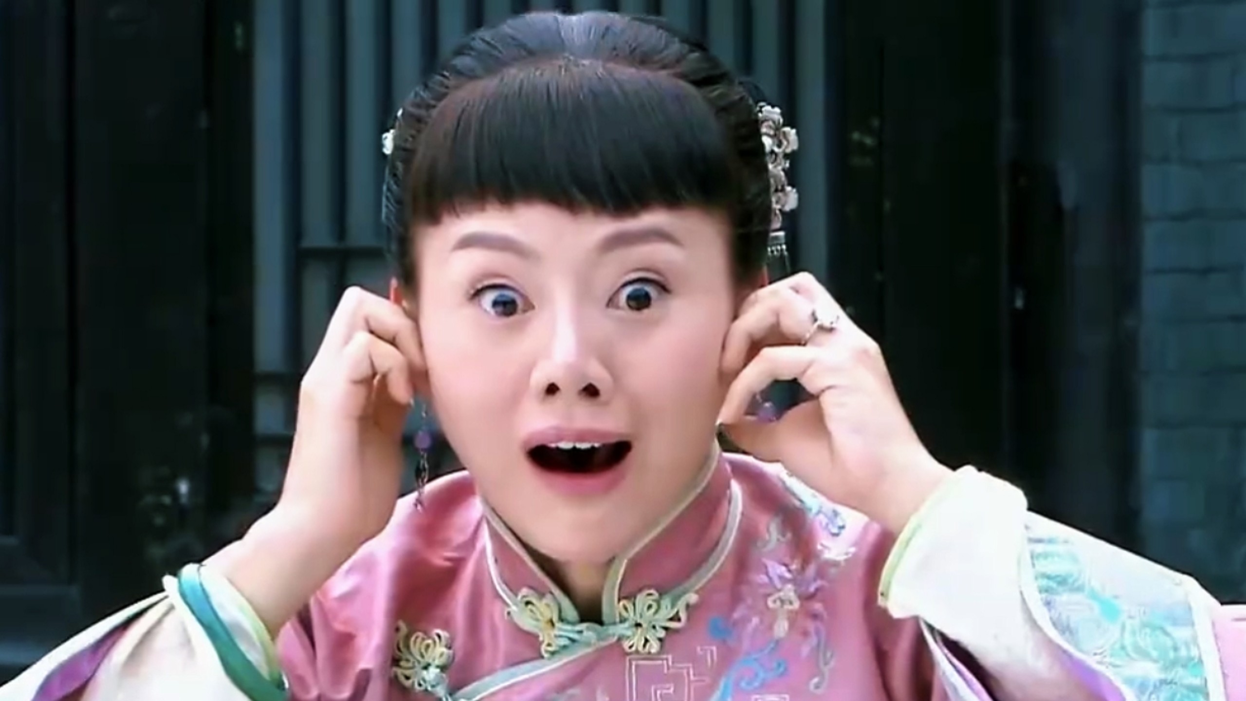 “好人的孩子不像好人，恶人的孩子不像恶人，原来12年前的《打狗棍》已经通过一个个鲜活的角色告诉了我们，出身并不能决定人的好坏！”