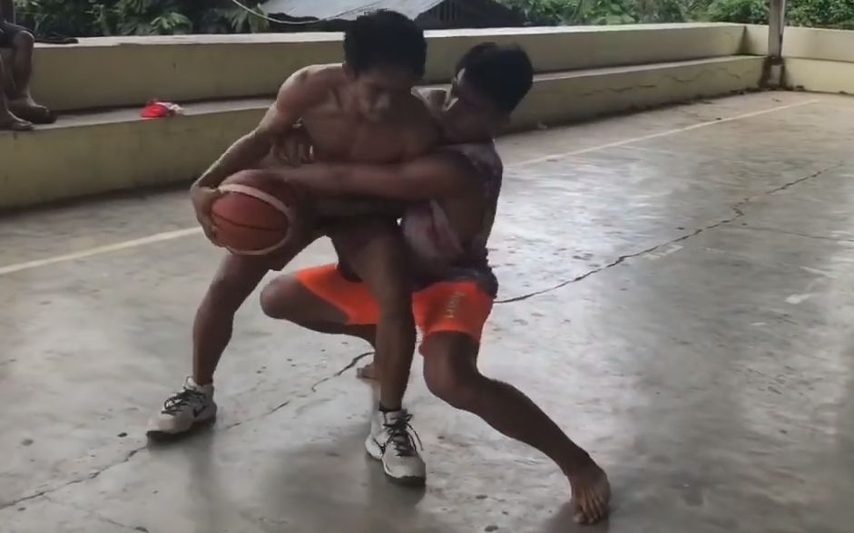 （这也能解说？！）史上最干净的3V3篮球对抗！