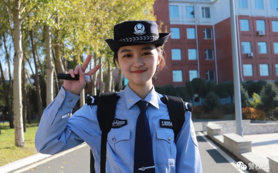 警校男女，上警校前后对比！