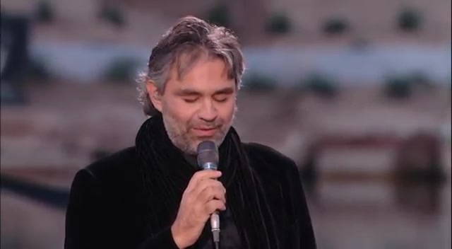 Andrea Bocelli 各种版本的 Besame Mucho