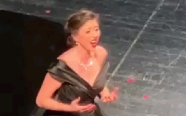 花腔女高音Lisette Oropesa演唱 永远自由 选自歌剧茶花女