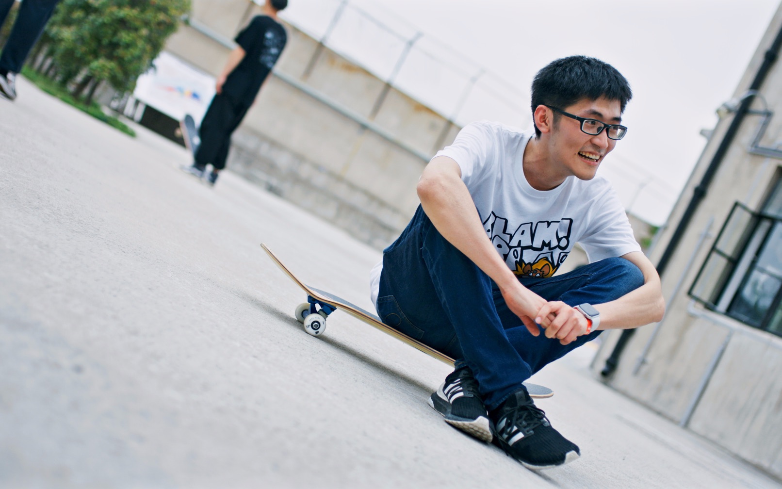 【Vlog】和粉丝挑战一天内学会Ollie |一加&amp;VANS潮流快闪