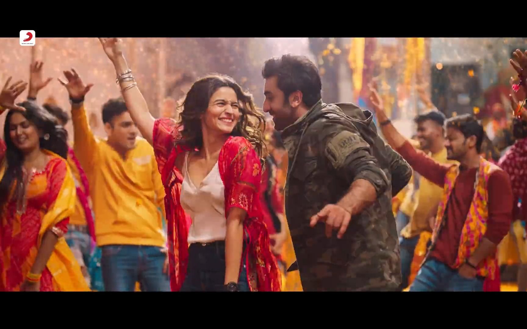 【印度歌舞】恒河热舞 兰比尔Ranbir Kapoor 和 阿莉雅 Alia Bhatt