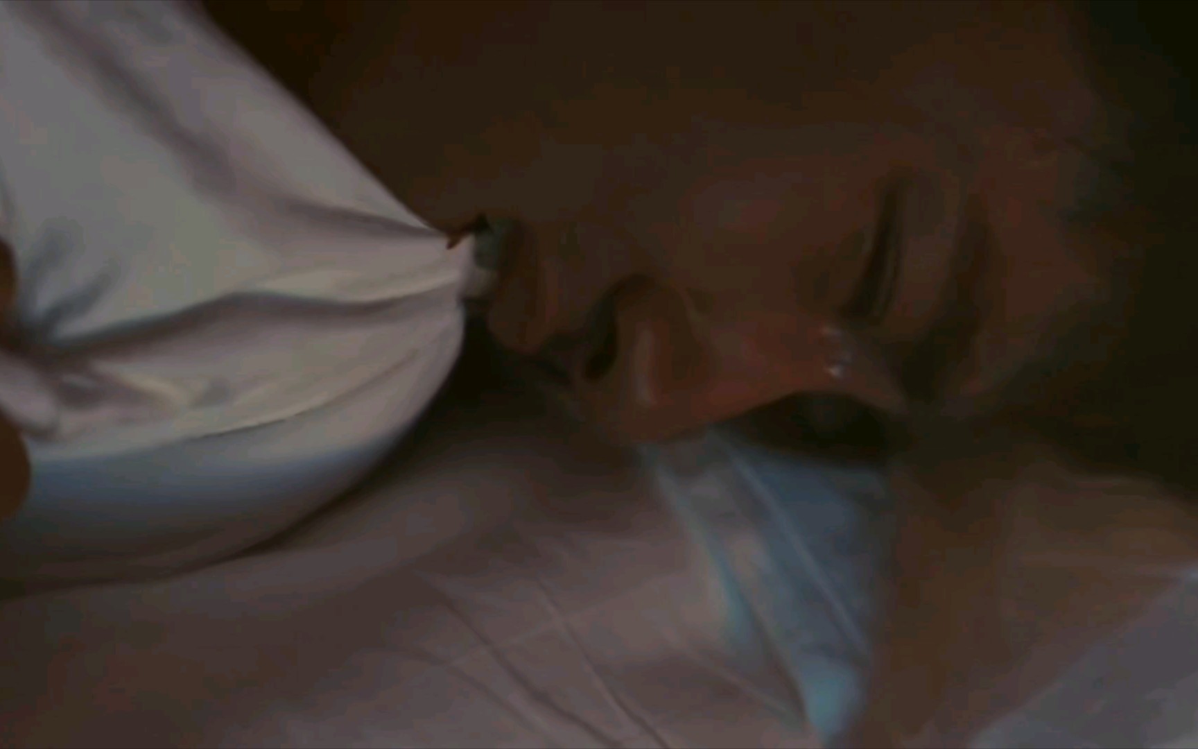 《我和x先生》全剧最虐片段：爱上直男，小受眼睁睁看着暗恋对象跟女友上床，撕心裂肺