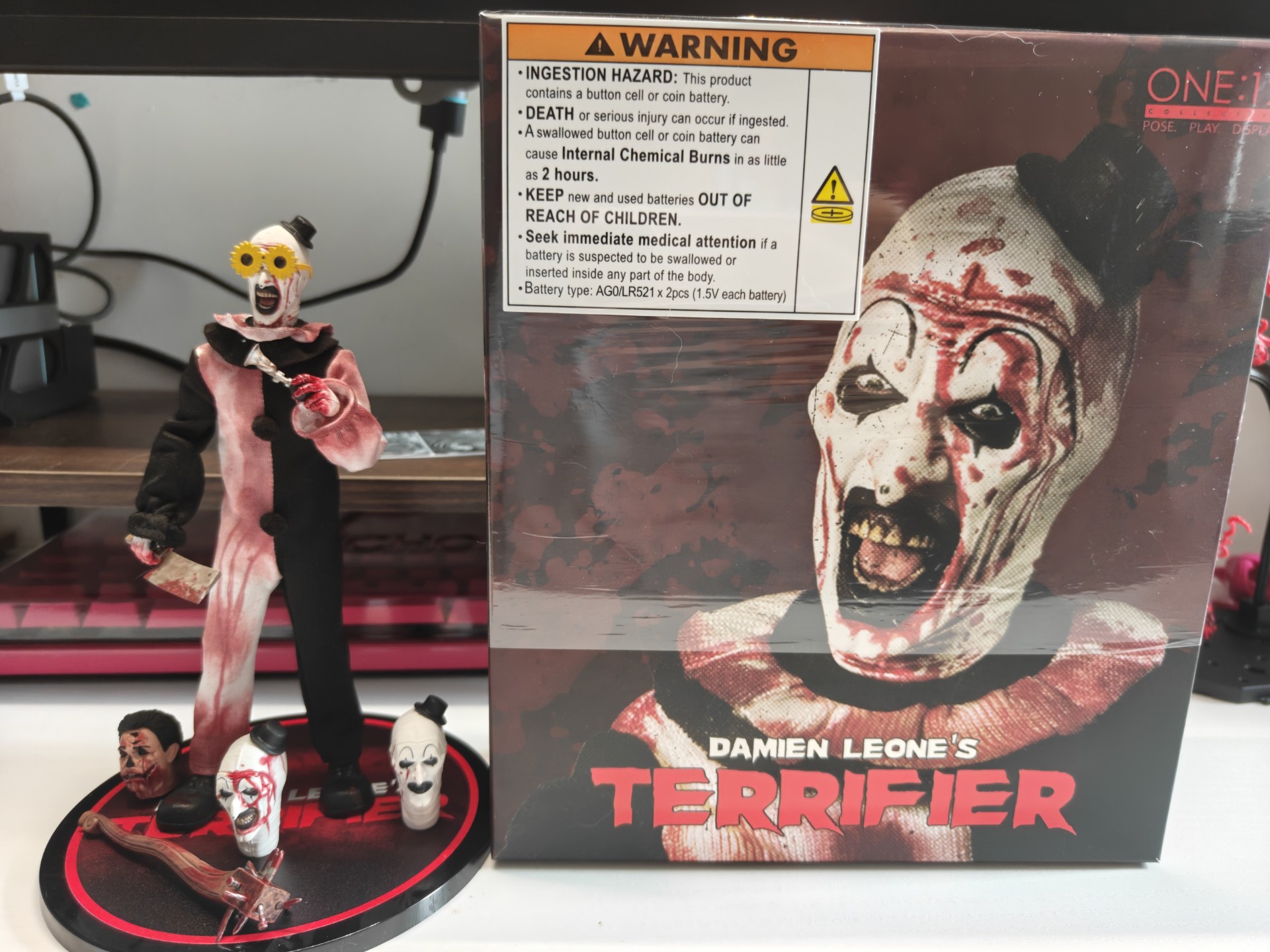 蚂蚁mezco one12断魂小丑 小丑阿特可动人偶分享视频