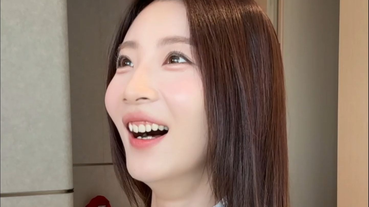 不是在嫁入豪门，就是在准备嫁入豪门的路上