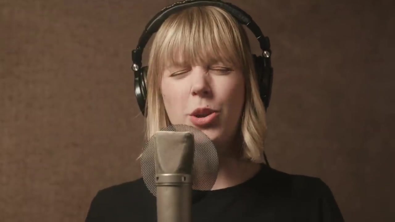 Sous le Ciel de Paris ! Edith Piaf ! Pomplamoose ft. Ross Garren