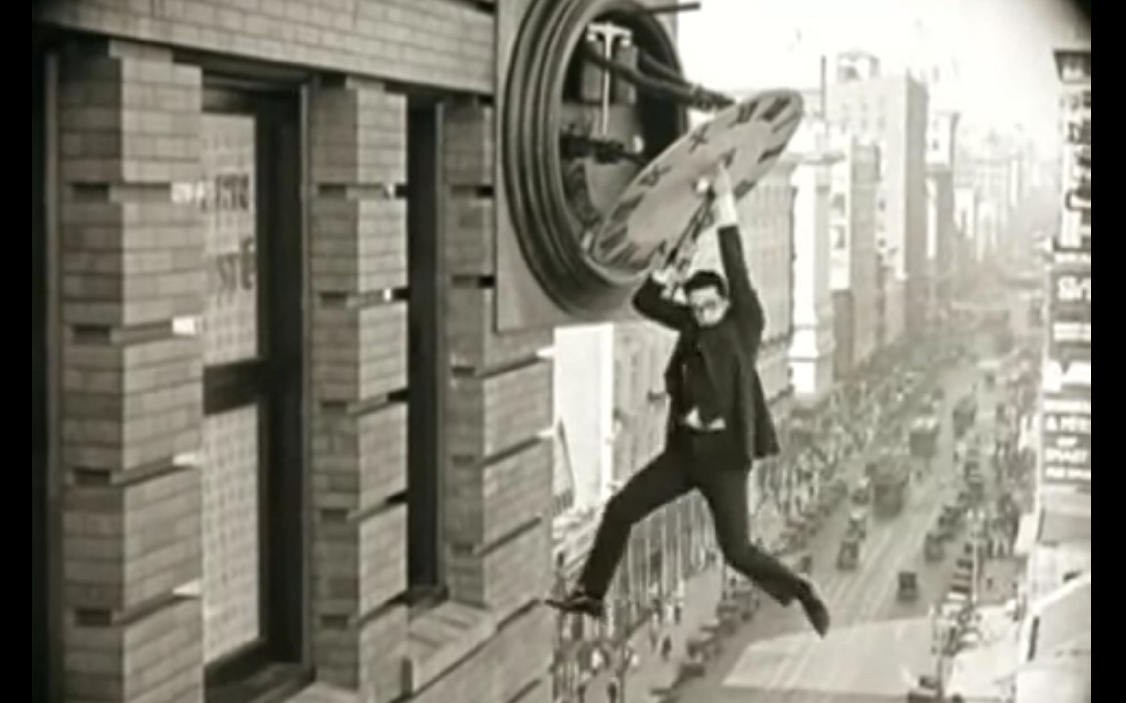 经典无声电影爱情喜剧安全至下Safety Last Harold Lloyd 1923