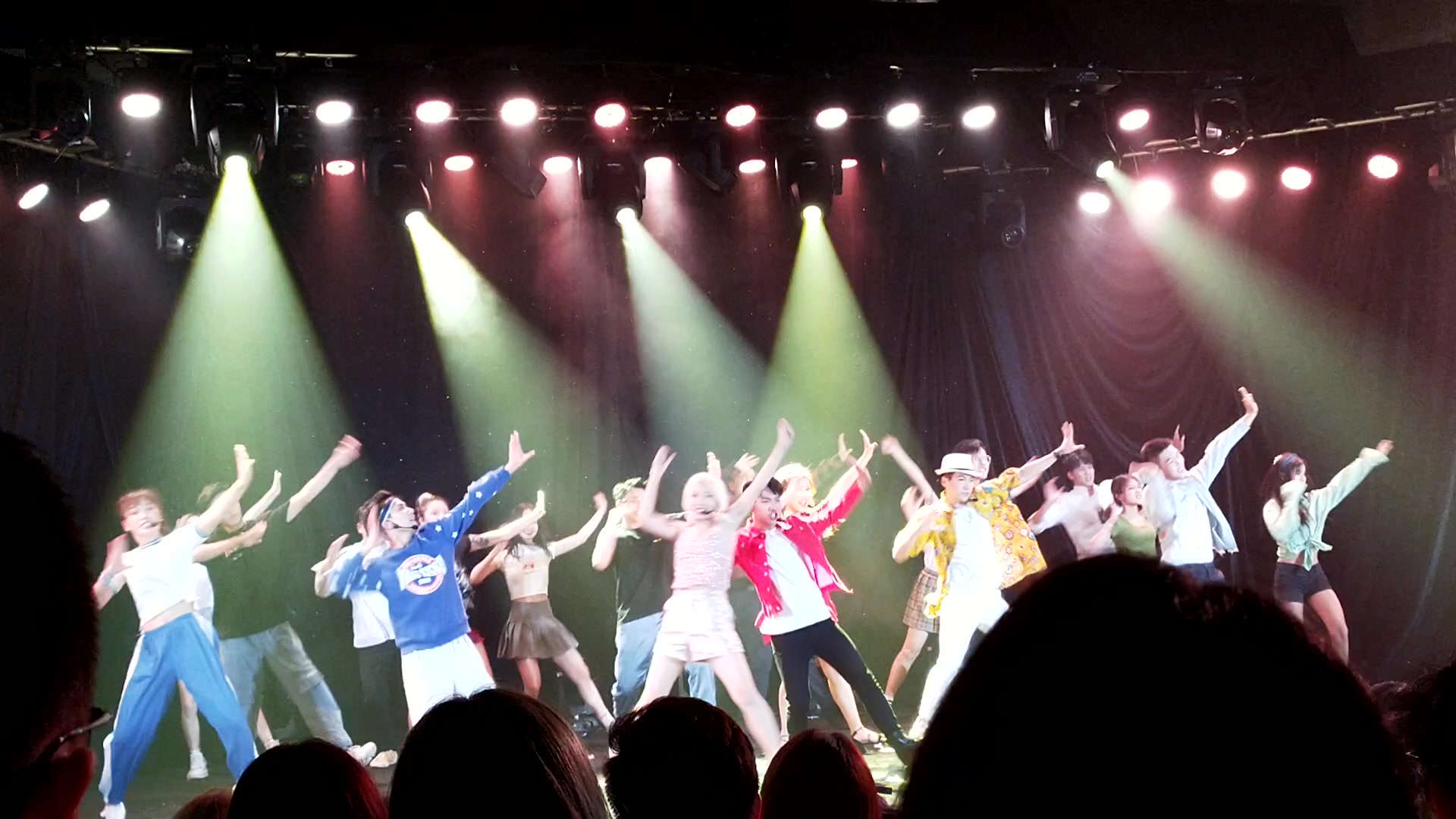 歌舞青春High School Musical 学校结业剧目展演片段 星海