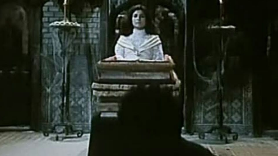 【绝版神作】南斯拉夫禁忌美学，这部1990年的《魔鬼》才是影史巅峰 心理惊悚与肉欲邪典的极致融合，《圣地/Sveto mesto》高清中字