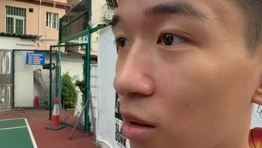 轻伤不下火线