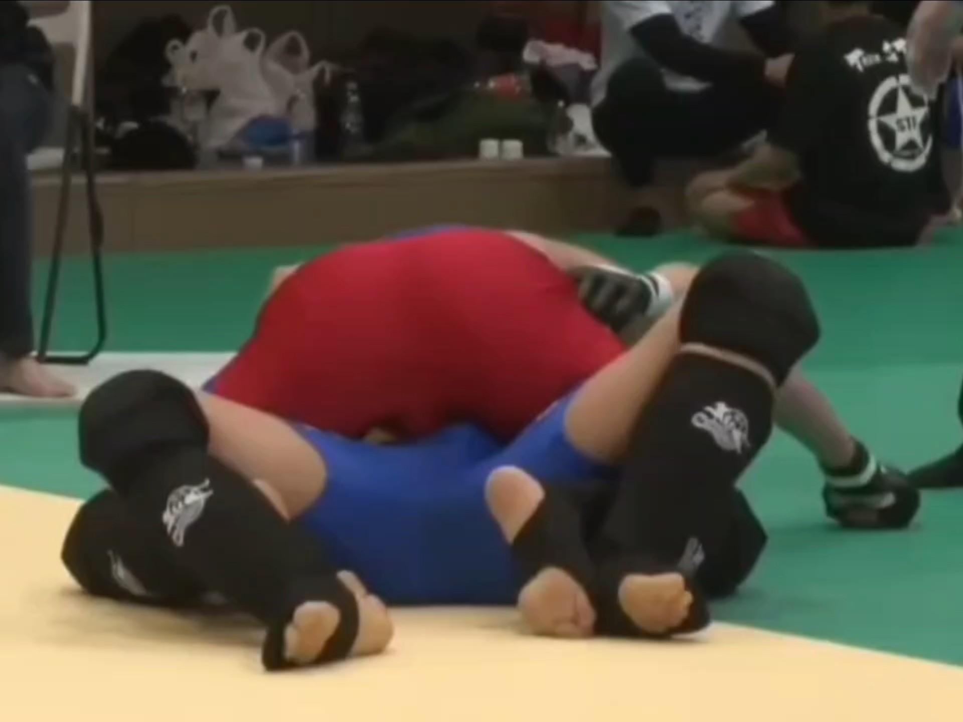 激情互顶！