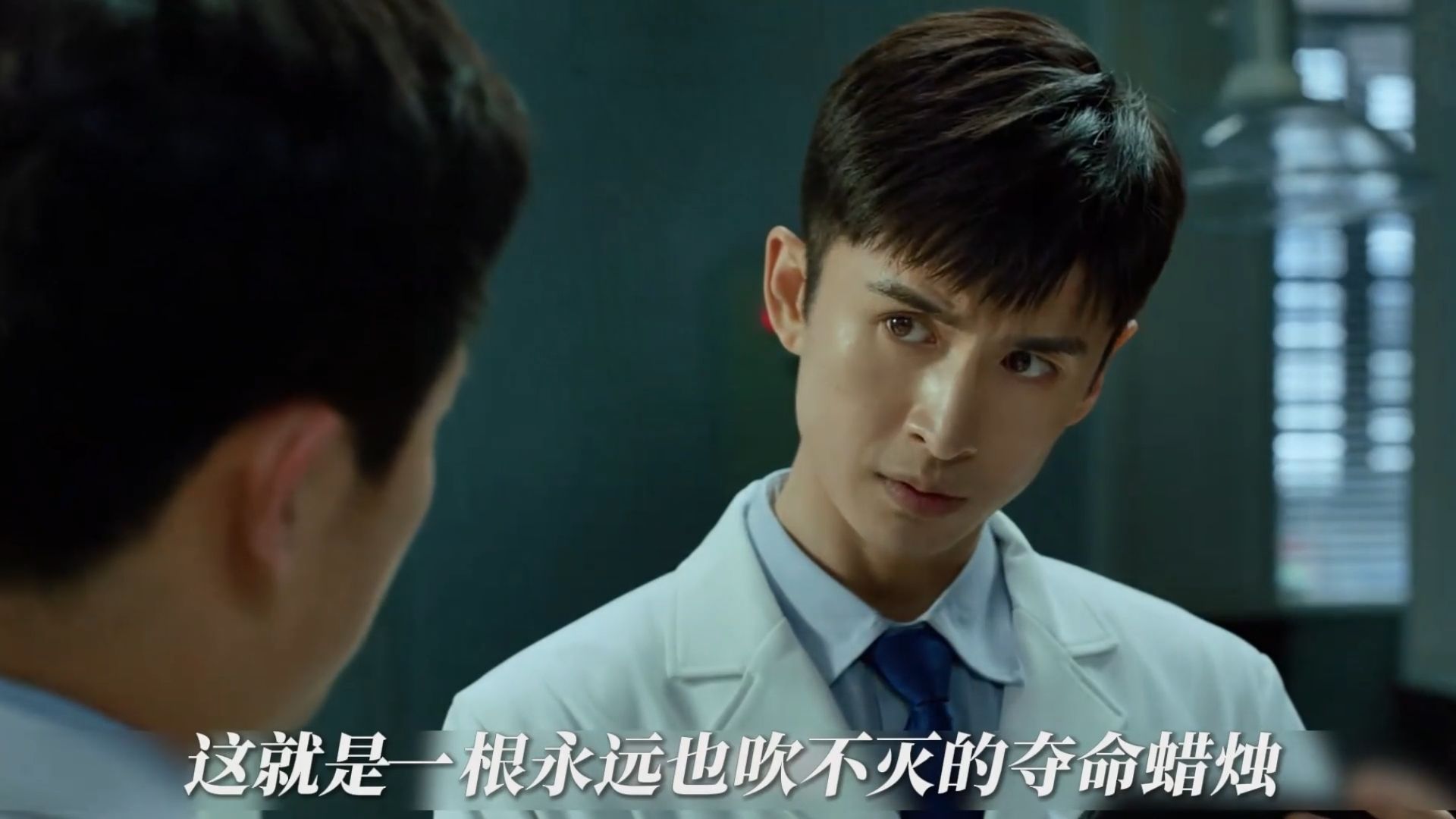 【深度精讲】五女大学生玩剧本杀，一人葬身火海，疑点藏在眼睛里！