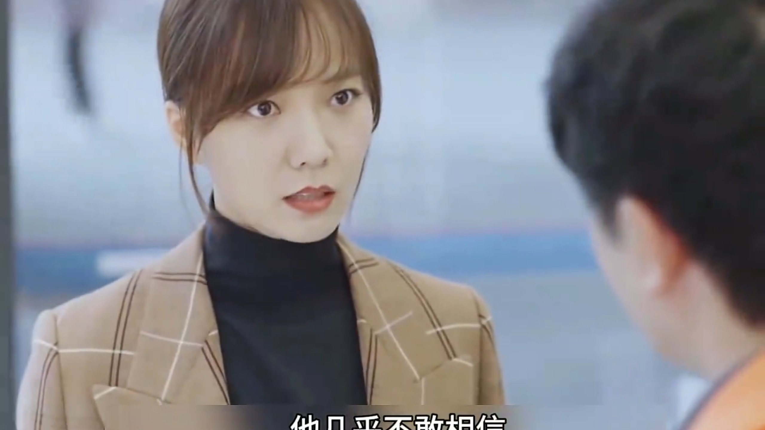 丈夫公司破产妻子选择离婚，不料丈夫几年后东山再起妻子后悔莫及