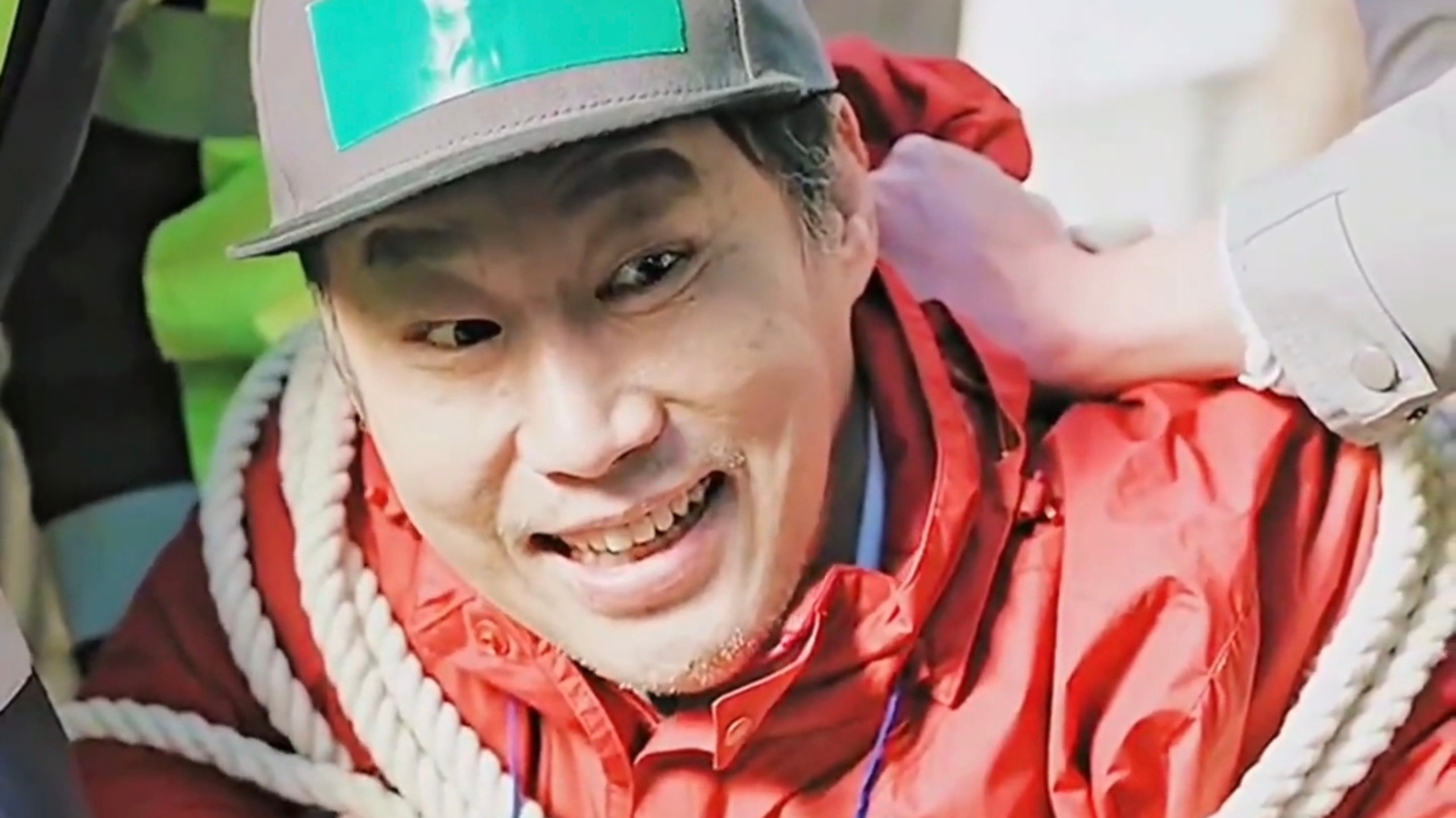 “出租车司机化身复仇者，专门惩治恶人！”最解气的复仇剧！#热播影视#拼好剧
