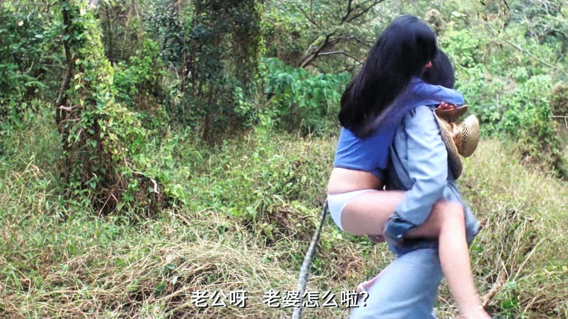《僵尸复兴》国语2，现在很多人喜欢看荒岛求生的小说，但是在90年代的电影就开始了
