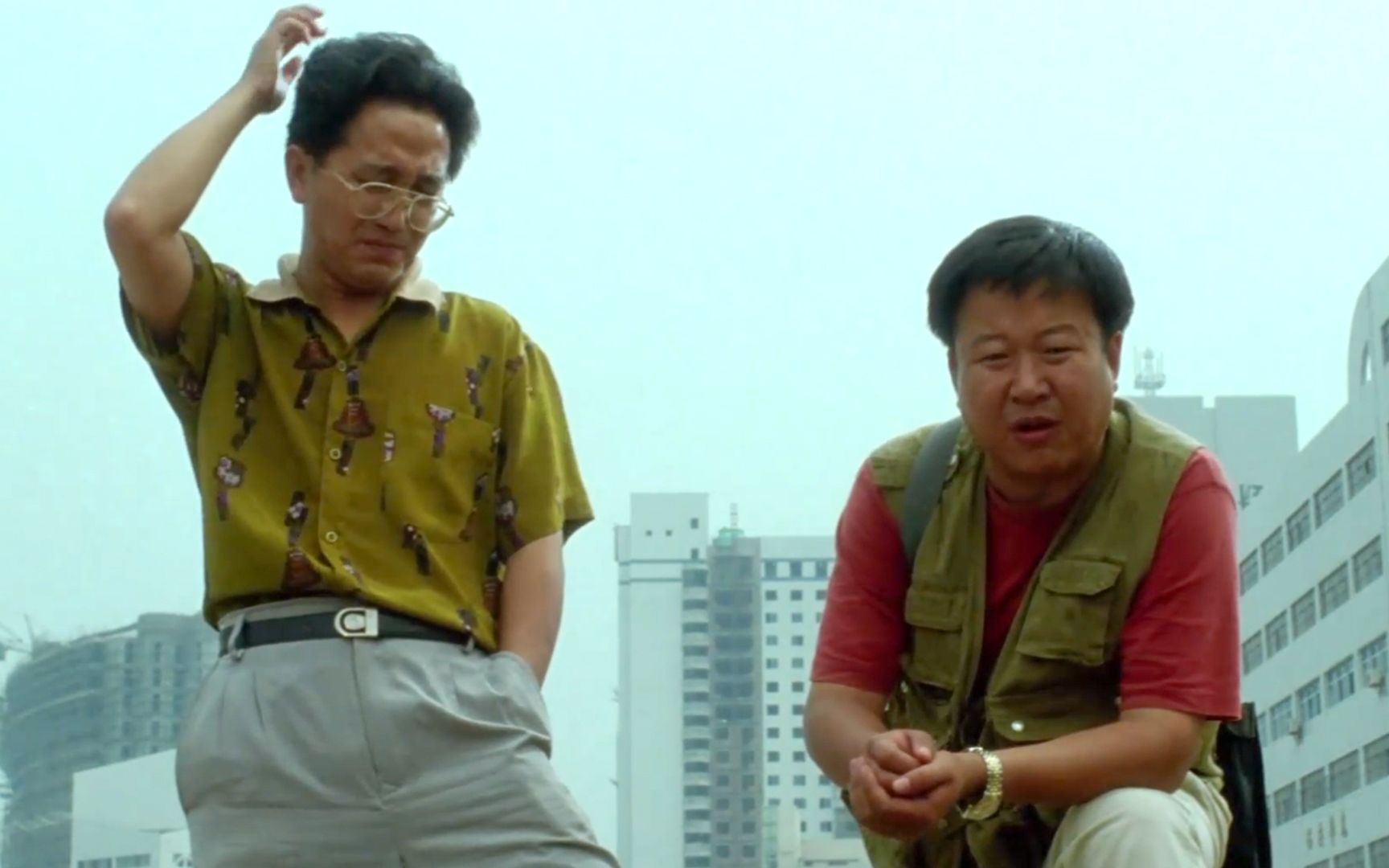 27年前上映的电影，却说透了中国社会的人情世故，太讽刺了！《红灯停 绿灯行》