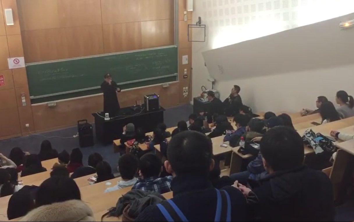 首位华人Beatboxer张泽在法国最高学府巴黎六大beatbox演讲