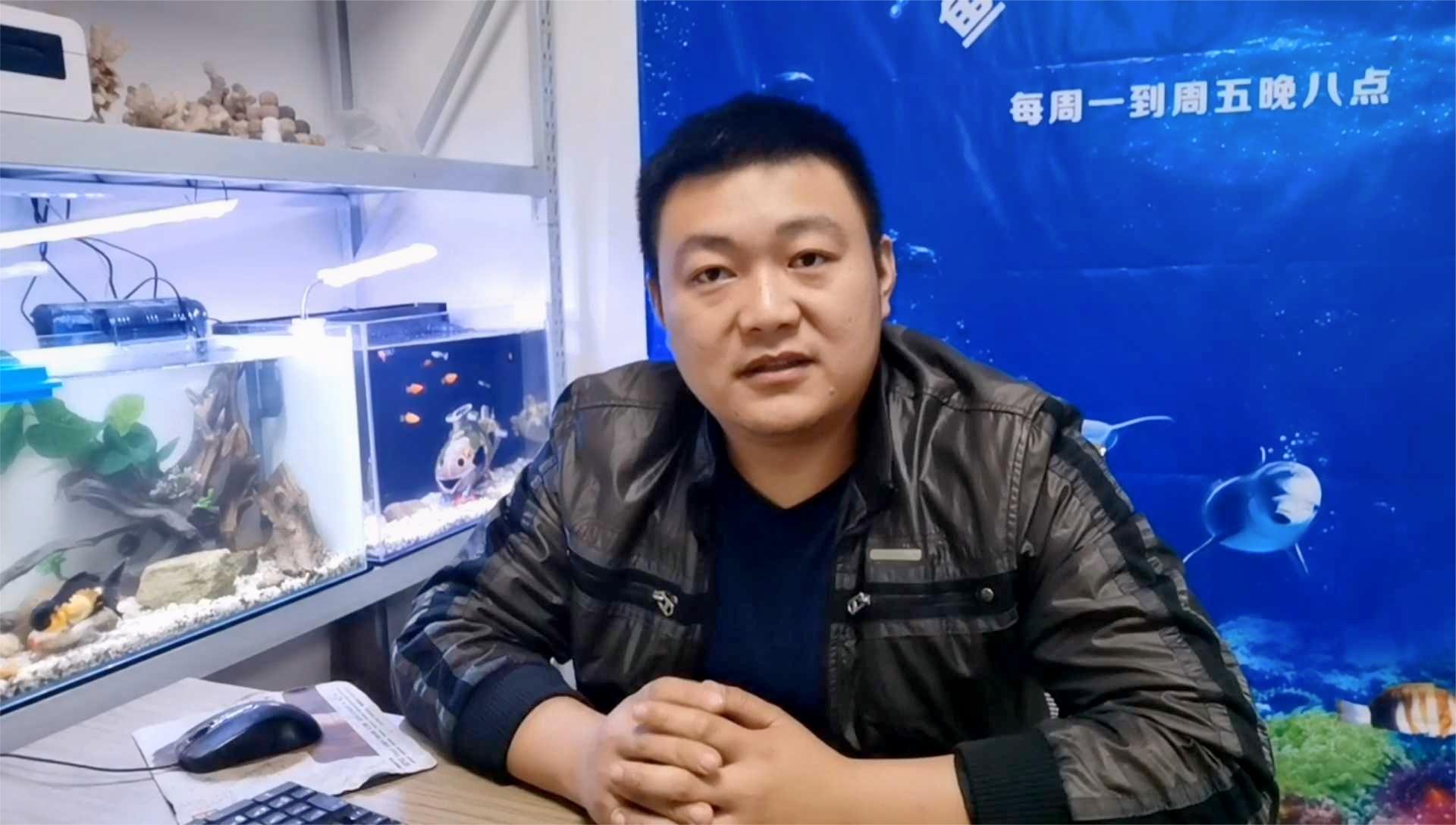 鱼缸下盐很多人都搞错了，下盐其实不能消毒，看看如何正确的下盐