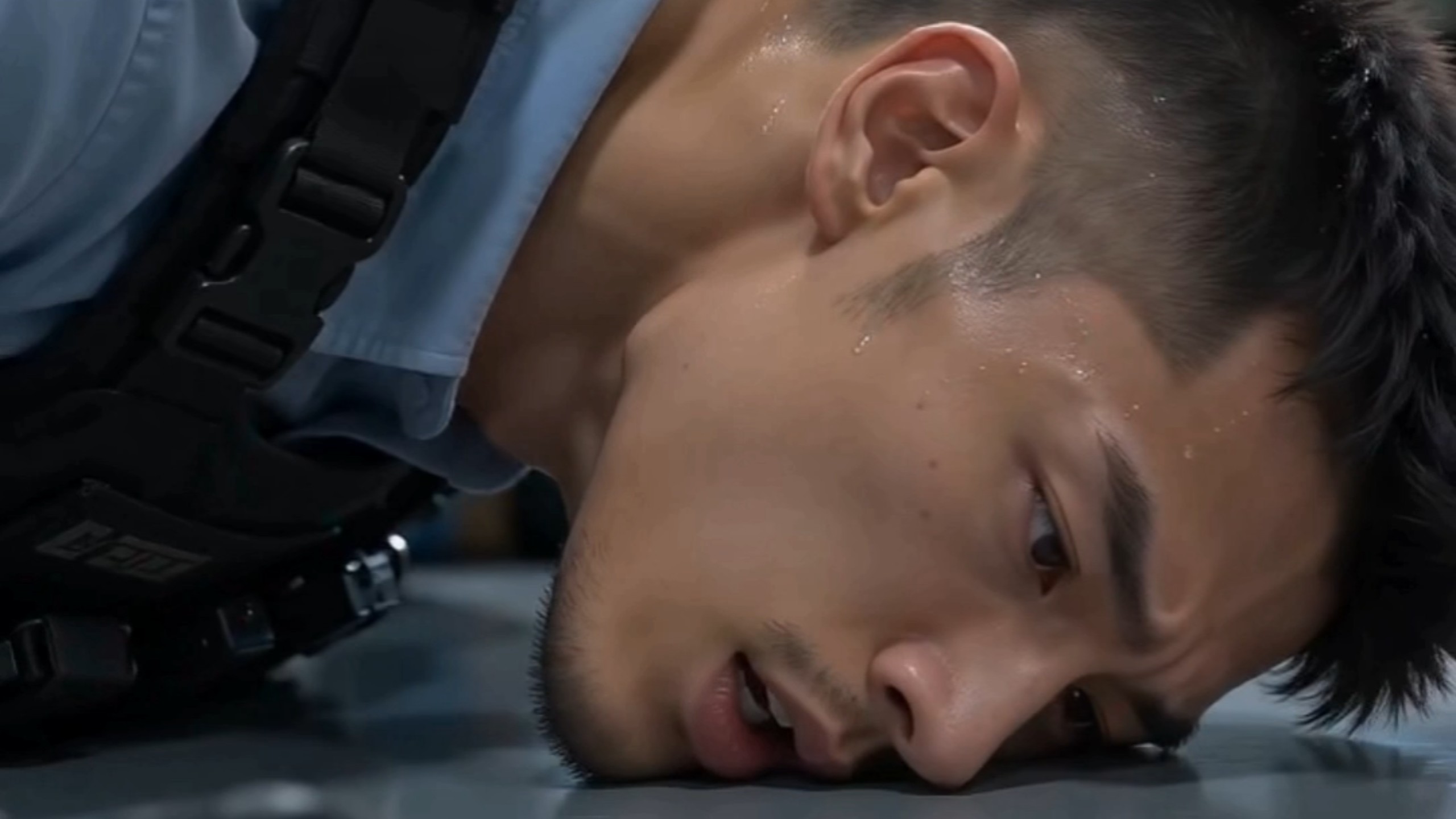 特警付成航的日常2——又被欺负了