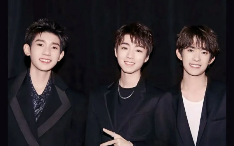 【TFBOYS】小黑屋+《看不见的TA》+《我是你的TF Phone》