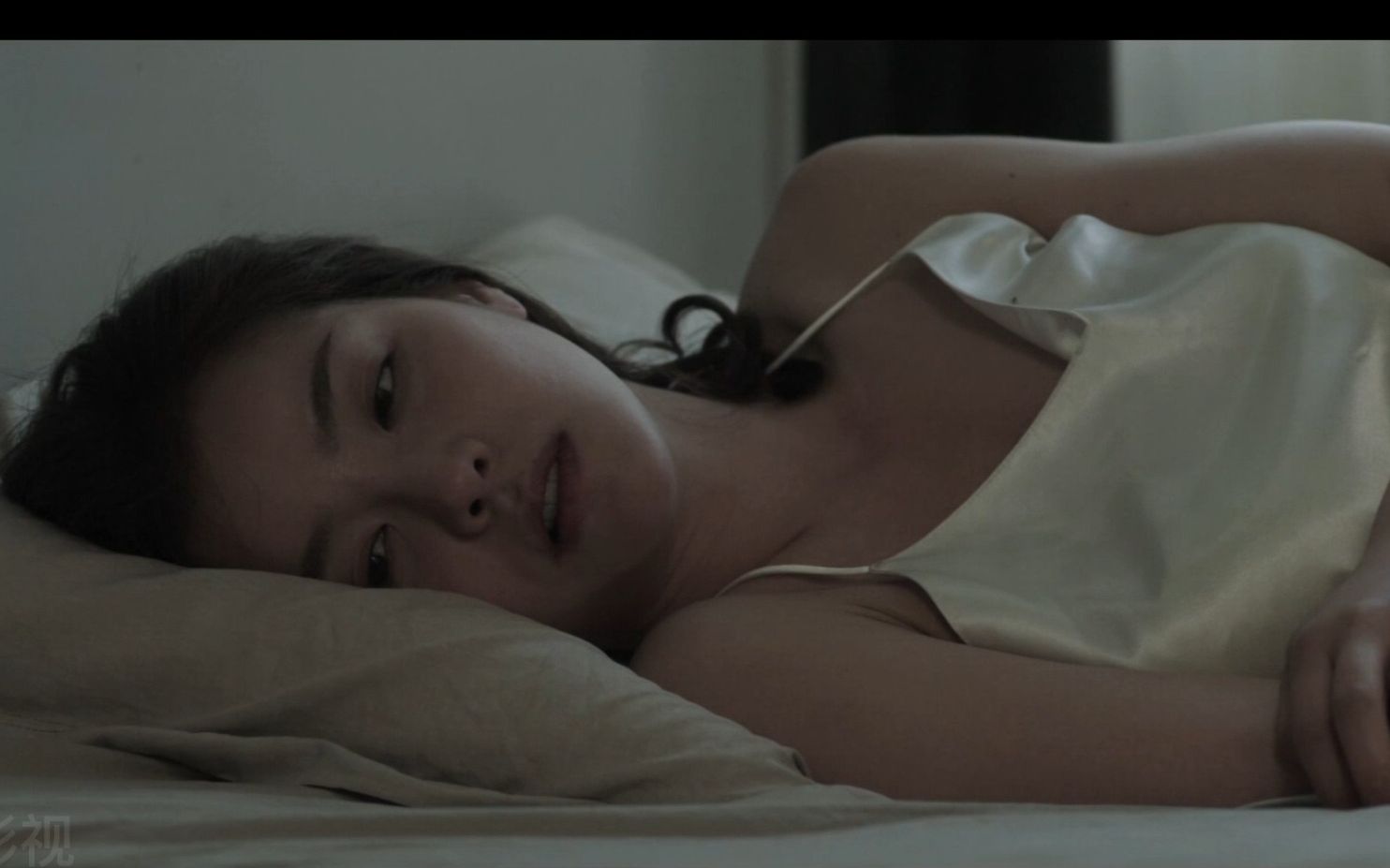 封禁16年韩国同名小说改编的唯美爱情片，渴望爱情的女人总是会遇到海王最终能得到吗？