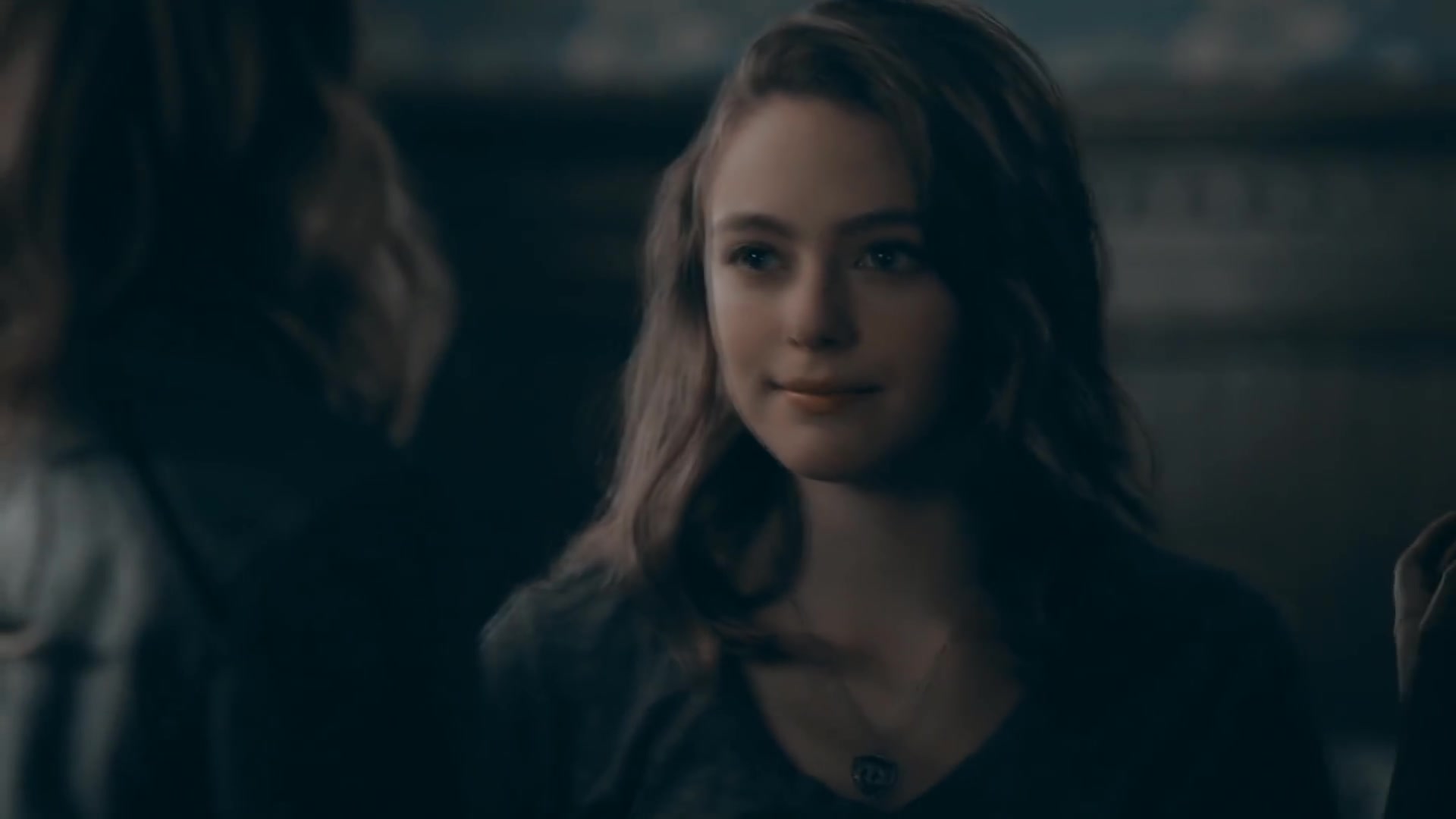 [吸血鬼后裔]Hope 和 Freya 好像又回到了初代的时候