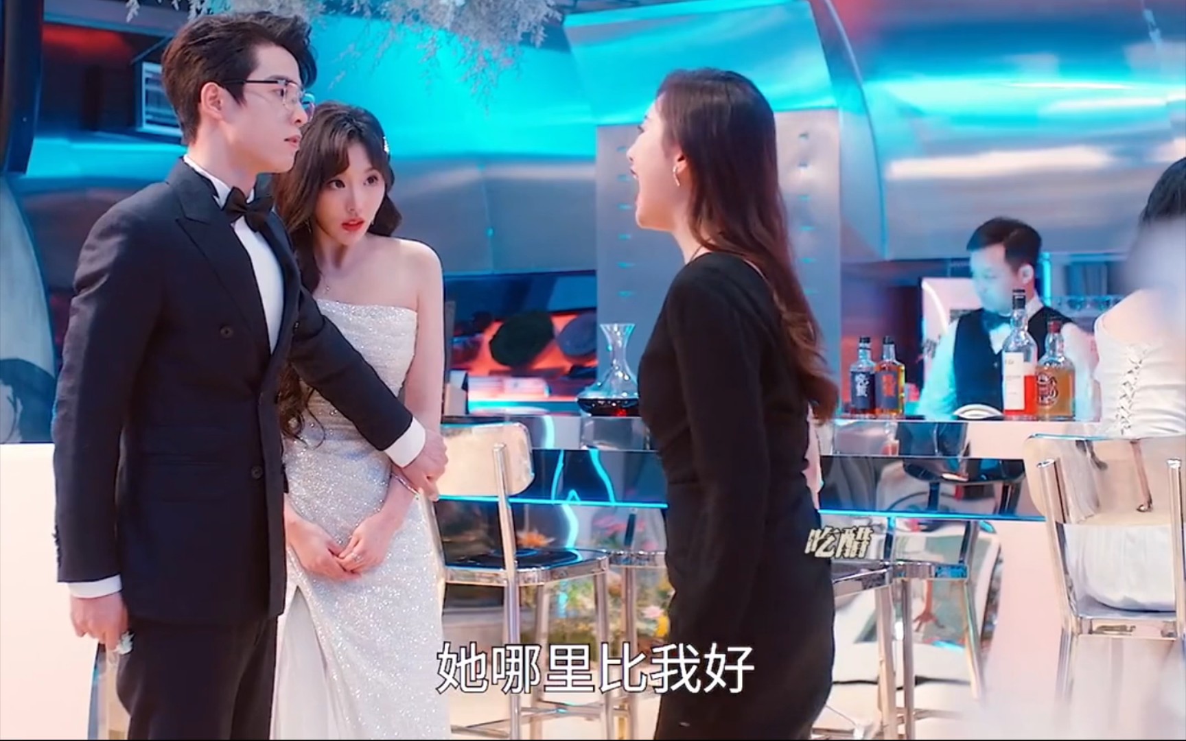 女人自以为是羞辱应聘者，最后报应来了，结局舒适# 香蕉先生不睡觉
