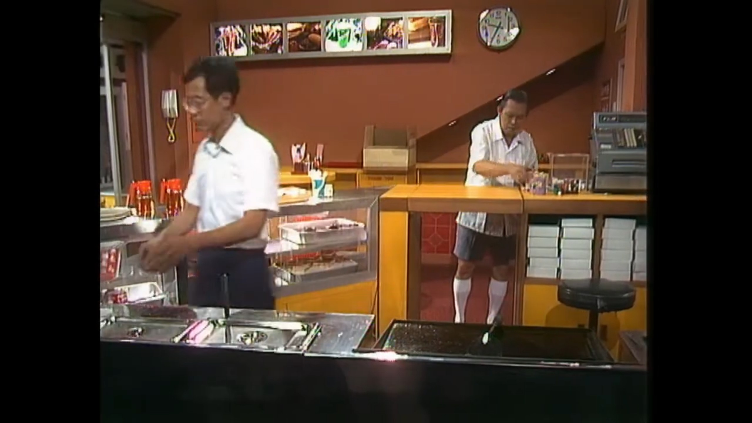 【TVB 80年代處境喜劇】香港八一 01 85 _ 黃新、梁葆貞、梁仲芬、顏國樑、 羅君左、梁碧玲 _ 粵語 _