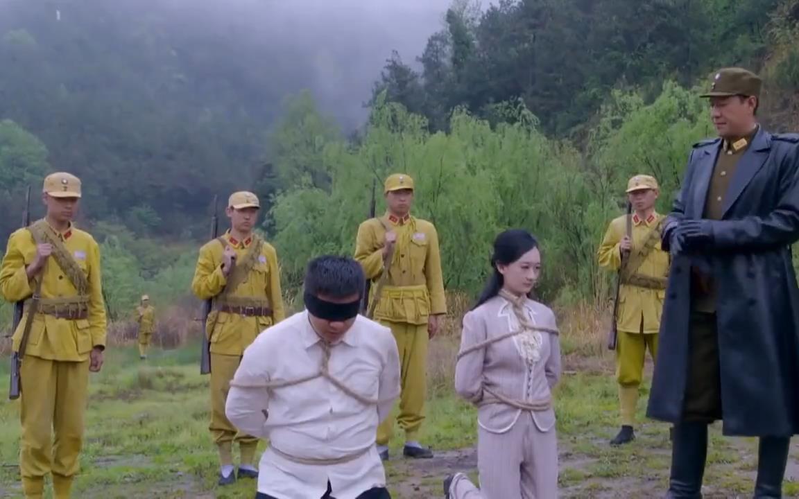 危城：警察局长勾结女鬼子，国军旅长顺藤摸瓜，将特务一网打尽！