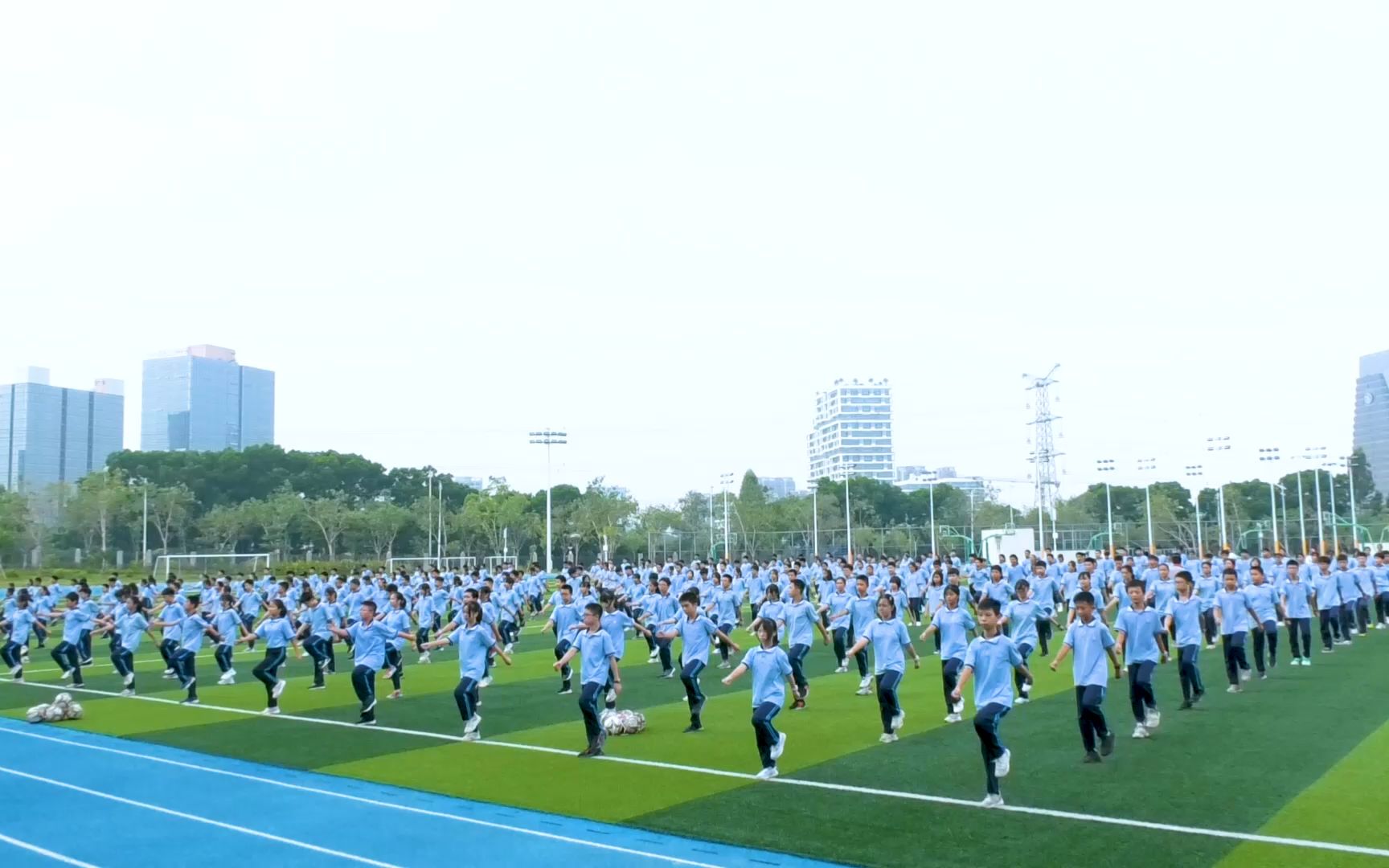 东莞市松山湖北区学校阳光大课间