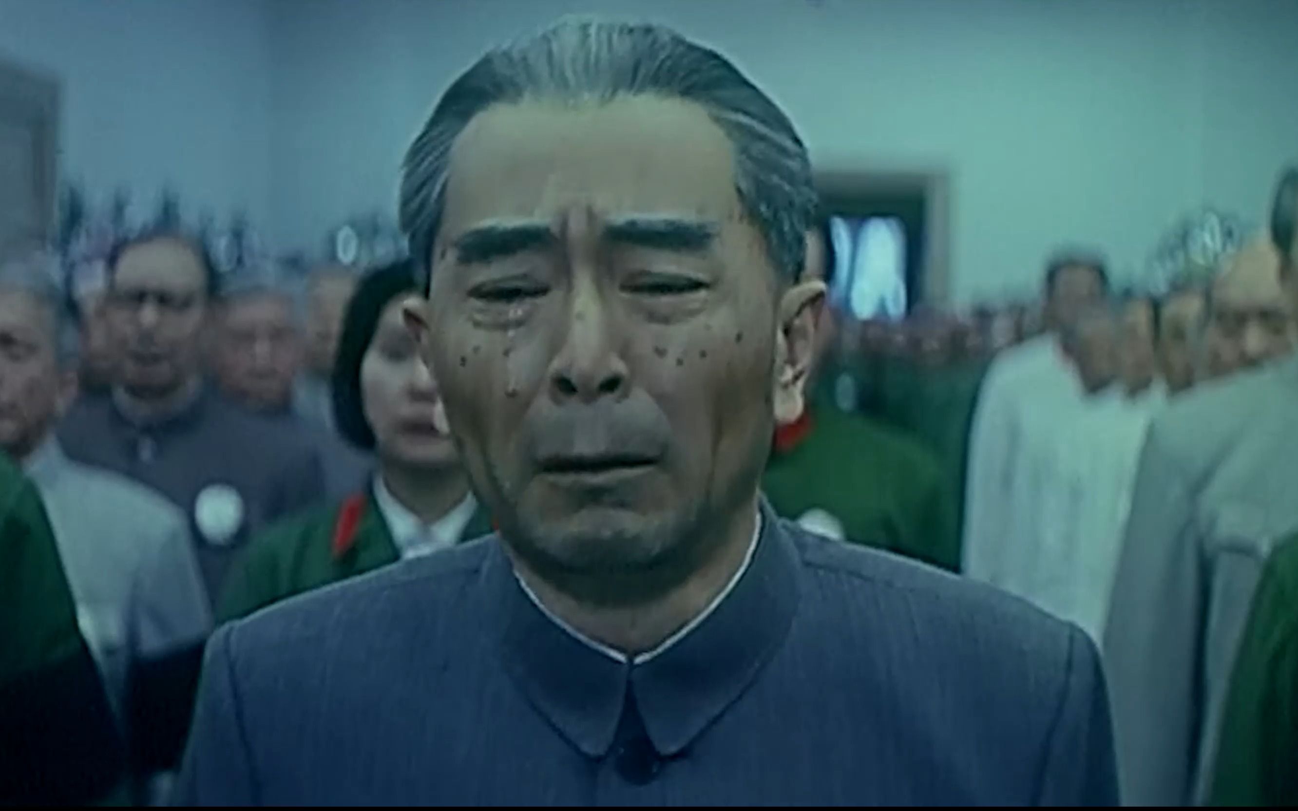 《 周 恩 来 》