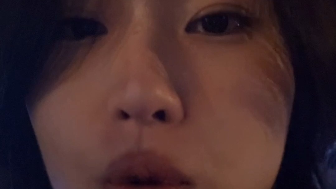 怎么把女生亲到腿软？
