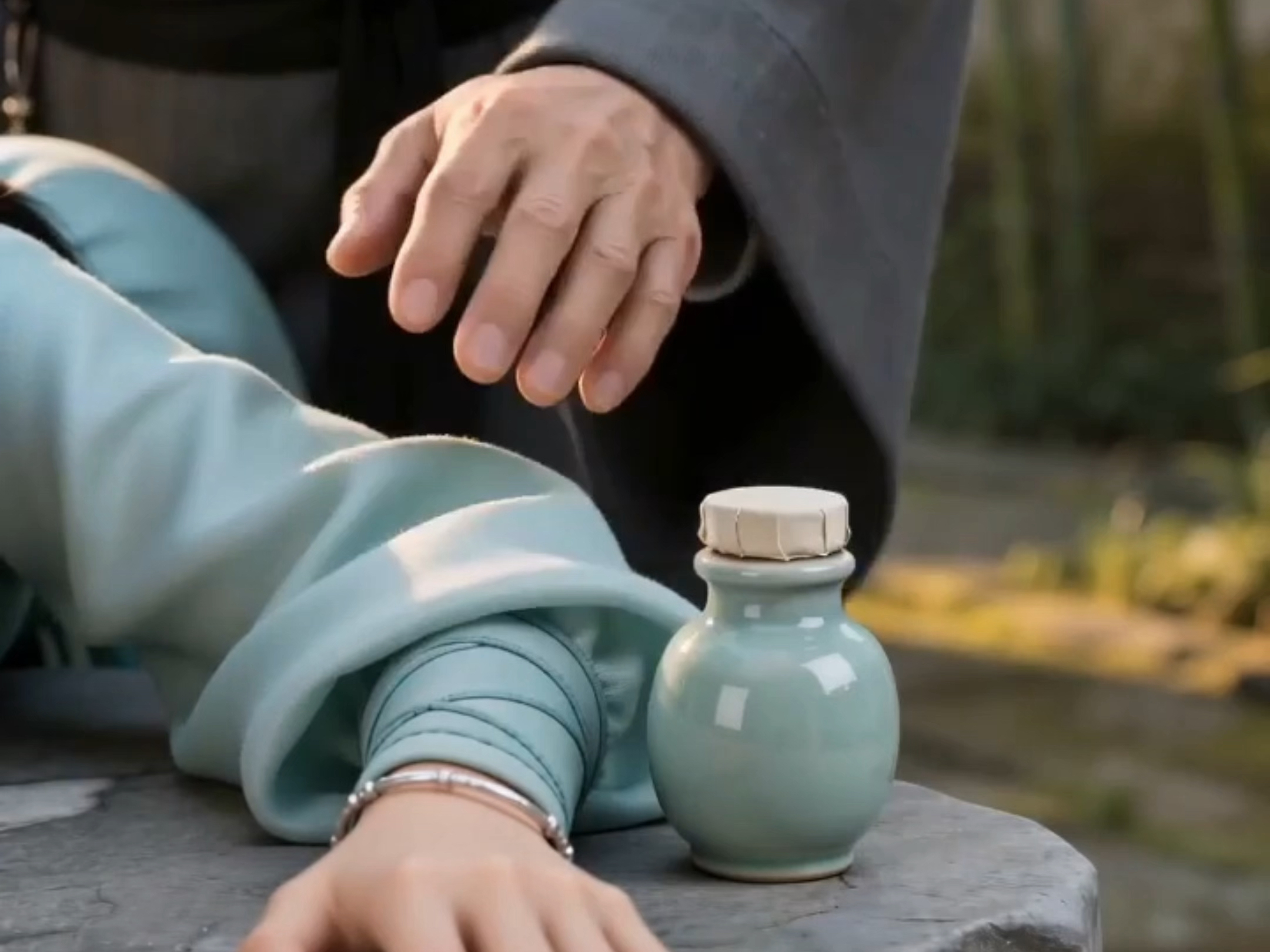 师父：哎呀我的后脑勺啊，打你屁股