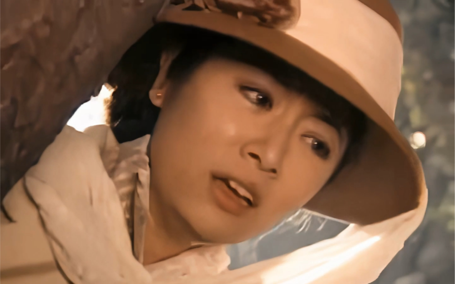 她等了他七年终于等到他求婚了，可新娘却不是她。