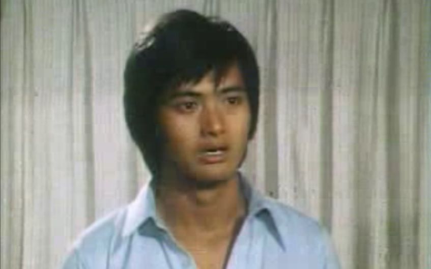 【奇闻异事 短小经典】一次讲俩恐怖故事 带你看30年前的周润发为何呆如死鱼