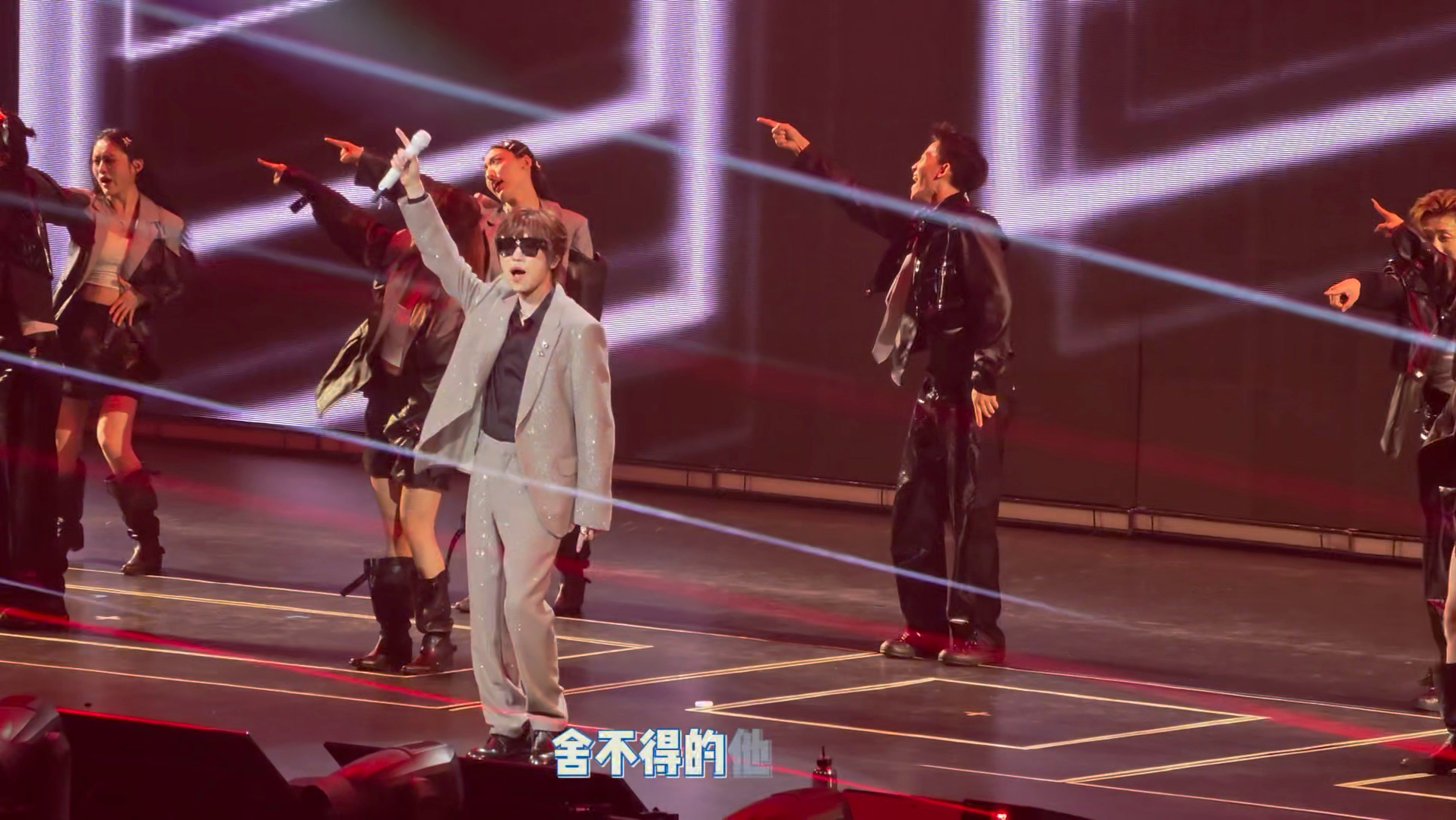 徐良《抽离》DJ完整版，越听越上头，现场听就是不一样