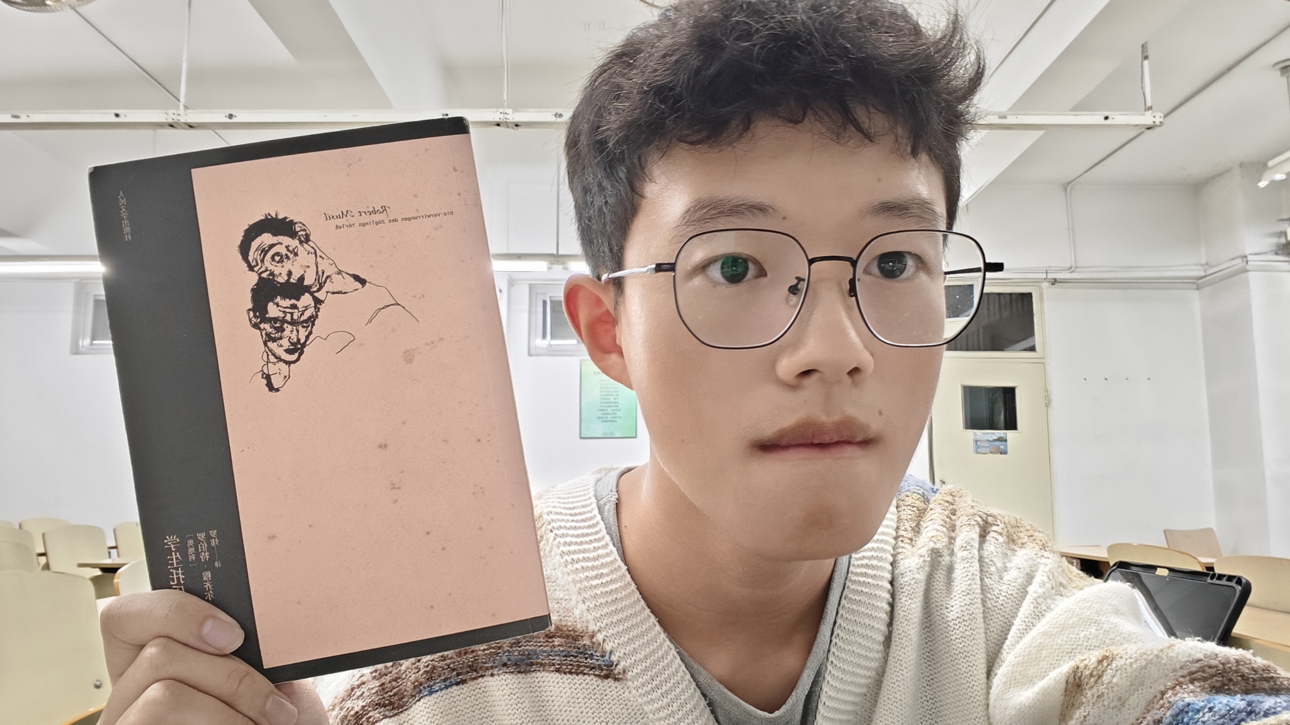 同性虐恋？精神凌辱？德语第一bl小说《学生托乐思的迷惘》到底讲了个什么故事？
