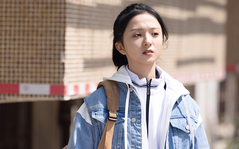 【亲爱的朋友】女孩重生十八岁以为在做梦