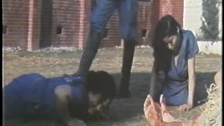 女囚407号  (1976)又名：又名: 老虎岭女子监狱 / 女囚狱 / Woman Prisoner No. 407  许真 / 叶灵芝 / 陈凤镇 / 陈鸿